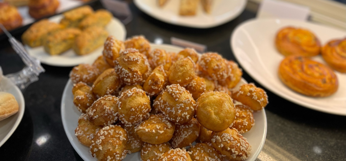 ©La Mutisia Gland, Tea Room