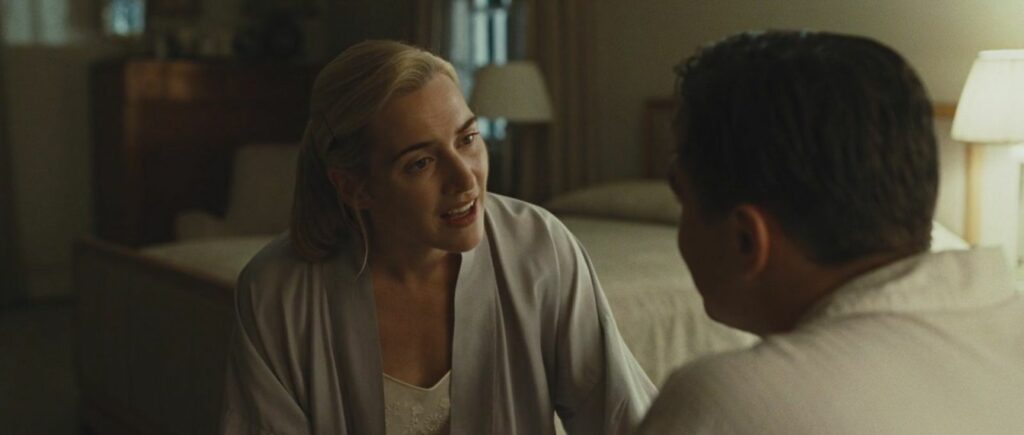 طرق وأنواع في الإضاءة : Cove Light