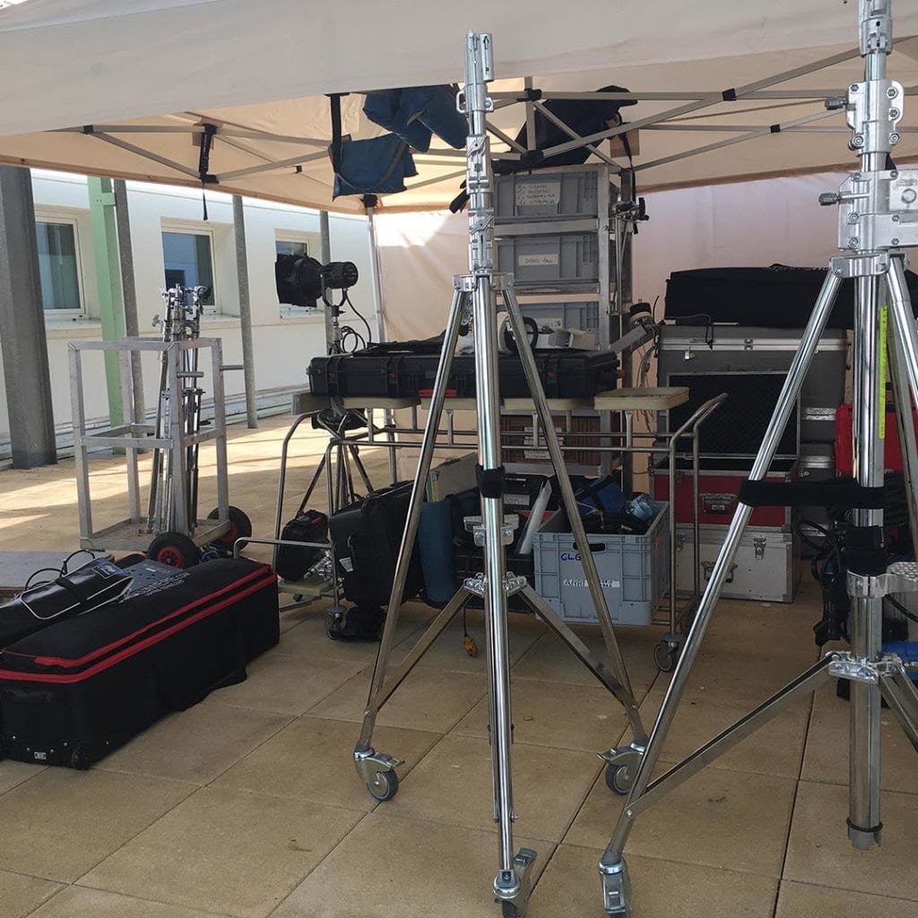 من هو الغريب – Grip؟ وما دوره بالتحديد في عالم صناعة الأفلام؟