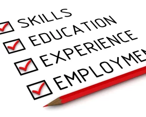 الشهادات والمهارات اللازمة لكتابة سيرة ذاتية لوظيفة تقنية المعلومات