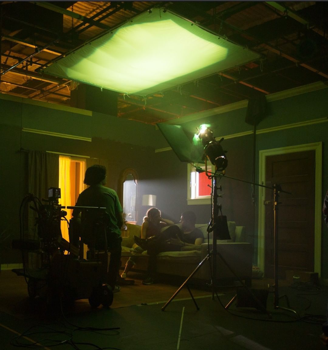 طرق وأنواع في الإضاءة : الإضاءة العلوية Top Light