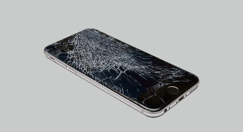 الهاتف لا يعمل بسبب كسر