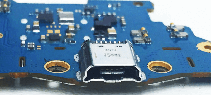 قطعة منفذ الشحن في الهاتف