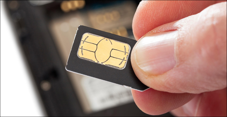 تنظيف شريحة الـ SIM وتركيبها