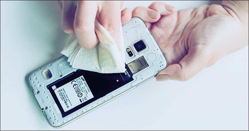 تجفيف الهاتف