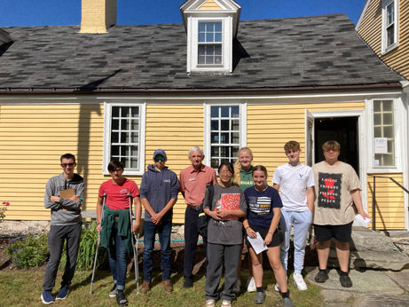 JRHS students explored historical sites to study Colonial America for the upcoming Humanities Faire