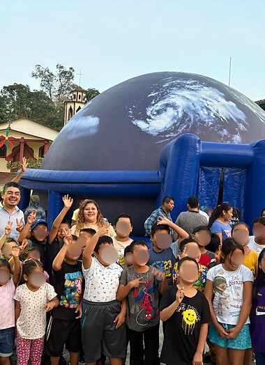 Planetario móvil de PROVEC A.C. instalado en una comunidad