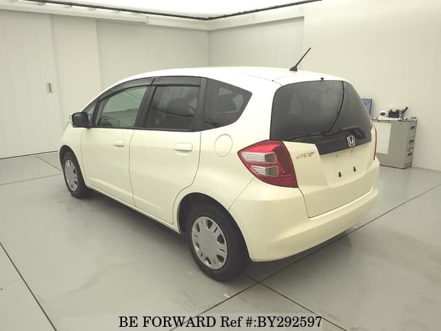 2009 Honda Fit JDM car for sale — photo 2 of 7