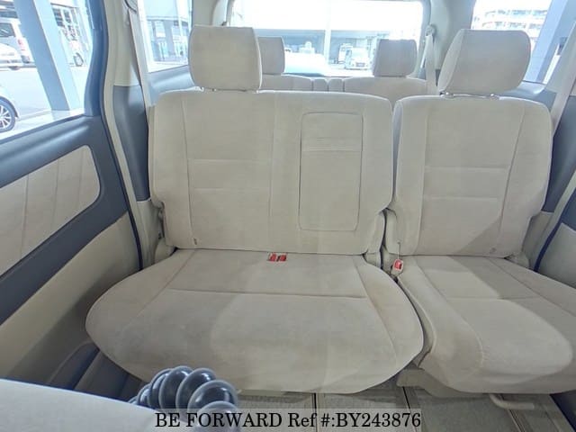 2002 Toyota Alphard JDM car for sale — photo 4 of 6