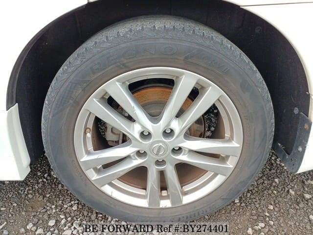 2010 Nissan Elgrand JDM car for sale — photo 10 of 25