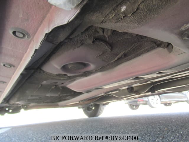 2010 Toyota Vitz JDM car for sale — photo 22 of 25