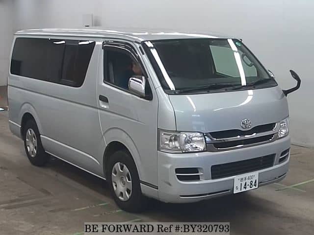 2010 Toyota HiAce JDM car for sale — photo 4 of 6