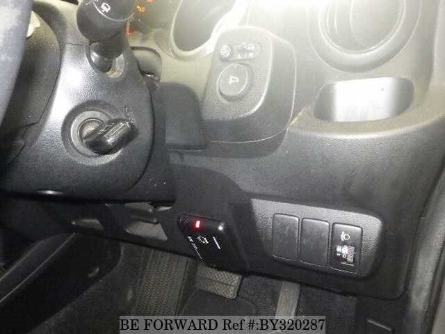 2010 Honda Fit JDM car for sale — photo 4 of 6