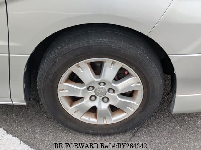 2004 Toyota Alphard JDM car for sale — photo 12 of 25