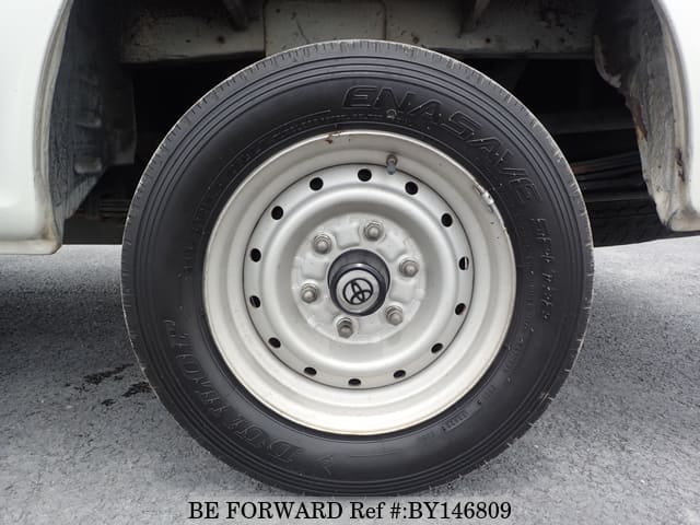 2003 Toyota HiAce JDM car for sale — photo 10 of 25