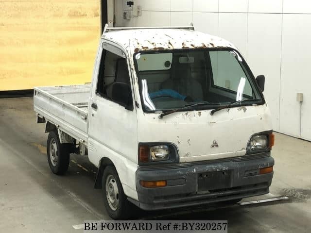 1999 Mitsubishi Minicab JDM car for sale — photo 3 of 4