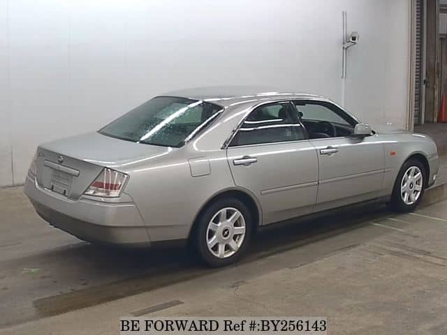 2000 Nissan Gloria JDM car for sale — photo 2 of 6