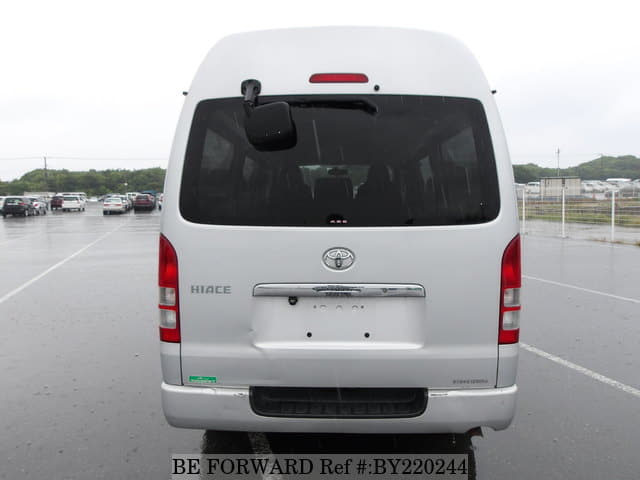 2009 Toyota HiAce JDM car for sale — photo 4 of 25