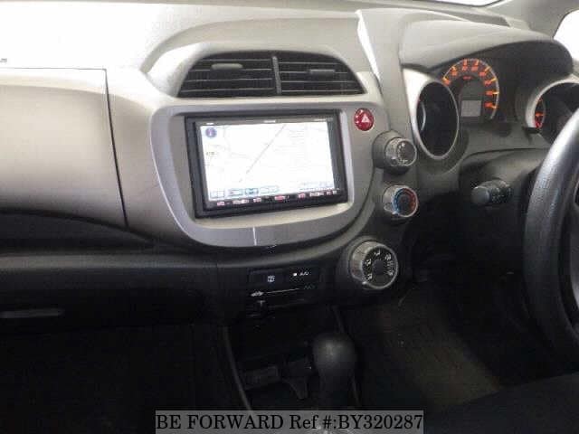 2010 Honda Fit JDM car for sale — photo 3 of 6