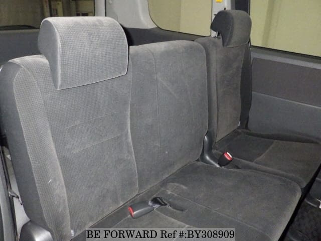 2008 Toyota Noah JDM car for sale — photo 6 of 7
