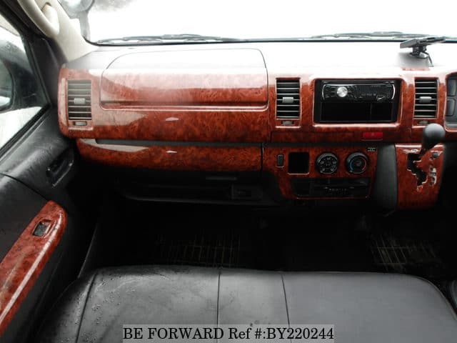 2009 Toyota HiAce JDM car for sale — photo 24 of 25