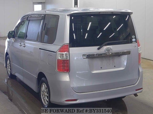 2008 Toyota Noah JDM car for sale — photo 4 of 6