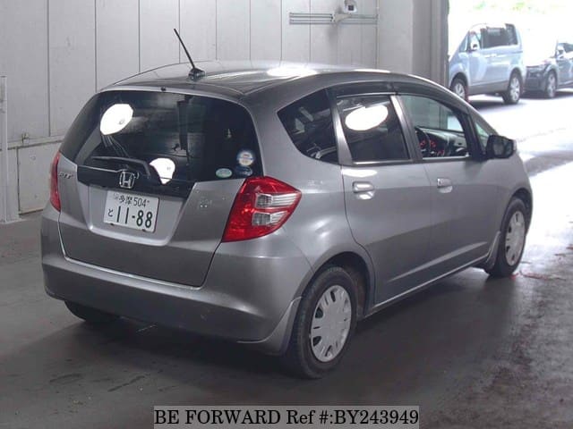 2009 Honda Fit JDM car for sale — photo 2 of 6