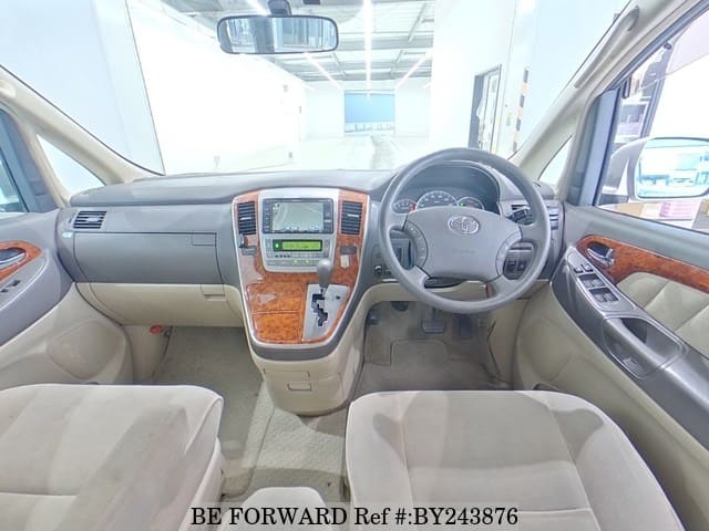 2002 Toyota Alphard JDM car for sale — photo 3 of 6