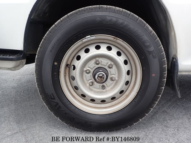 2003 Toyota HiAce JDM car for sale — photo 9 of 25