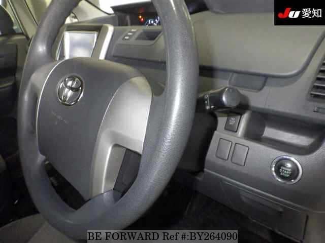 2008 Toyota Noah JDM car for sale — photo 4 of 8