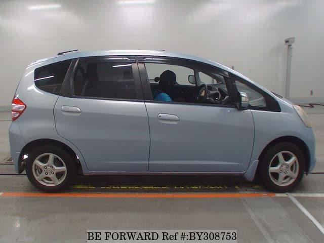 2008 Honda Fit JDM car for sale — photo 4 of 8