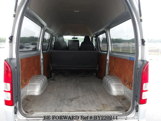 2009 Toyota HiAce JDM car for sale — photo 20 of 25