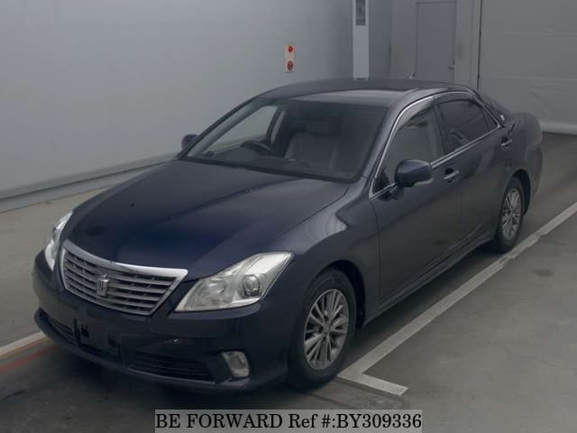 2010 Toyota Crown JDM car for sale