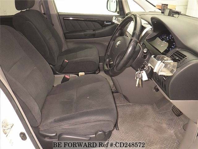 2005 Toyota Alphard JDM car for sale — photo 5 of 8