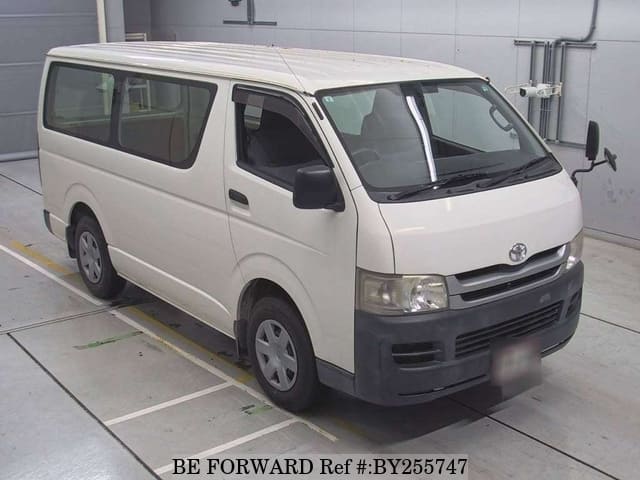 2010 Toyota HiAce JDM car for sale — photo 6 of 8