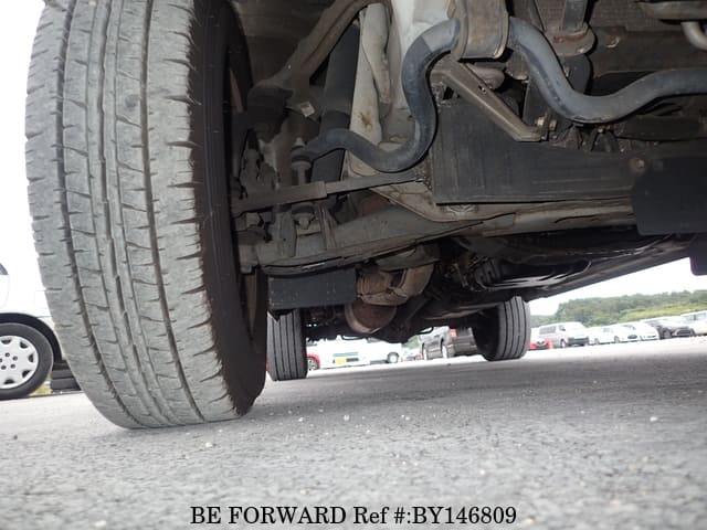 2003 Toyota HiAce JDM car for sale — photo 13 of 25
