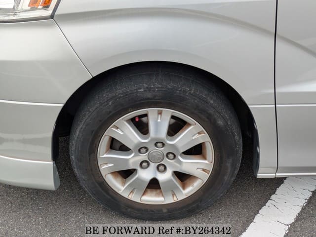 2004 Toyota Alphard JDM car for sale — photo 9 of 25