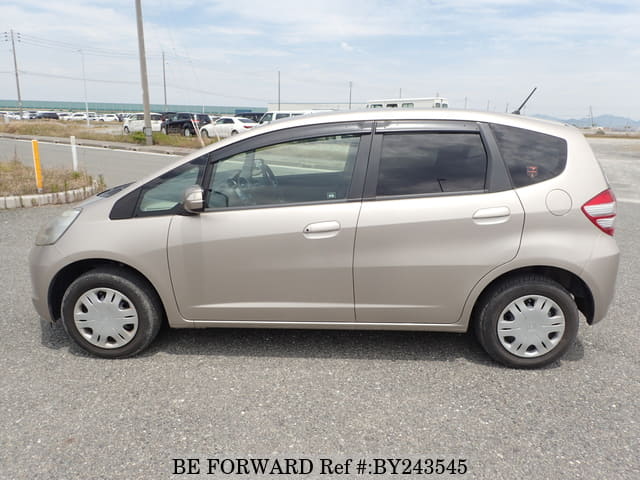 2010 Honda Fit JDM car for sale — photo 2 of 25