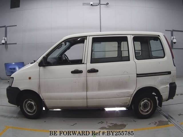 2003 Toyota Townace JDM car for sale — photo 5 of 8