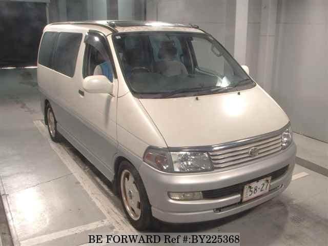 1998 Toyota Regius JDM car for sale — photo 5 of 8