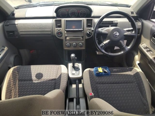 2006 Nissan X Trail JDM car for sale — photo 3 of 6