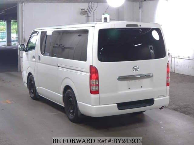 2006 Toyota HiAce JDM car for sale — photo 5 of 6