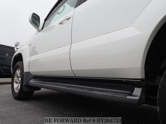 2007 Toyota Land Cruiser Prado JDM car for sale — photo 19 of 25
