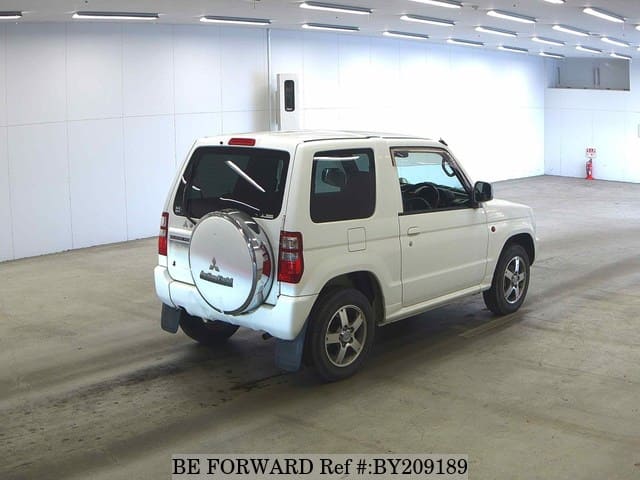 2005 Mitsubishi Pajero Mini JDM car for sale — photo 2 of 6
