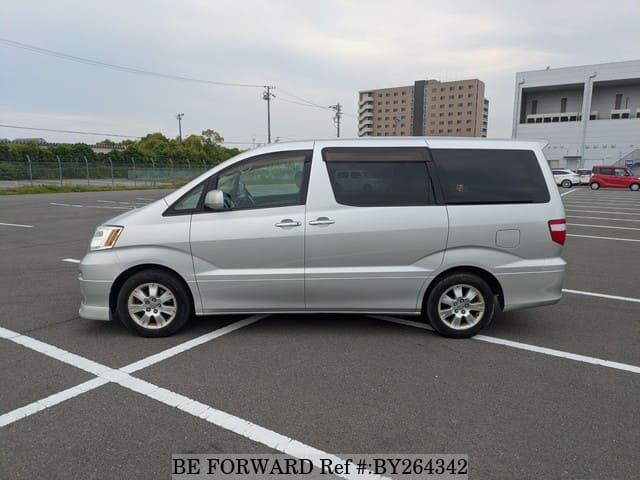 2004 Toyota Alphard JDM car for sale — photo 2 of 25