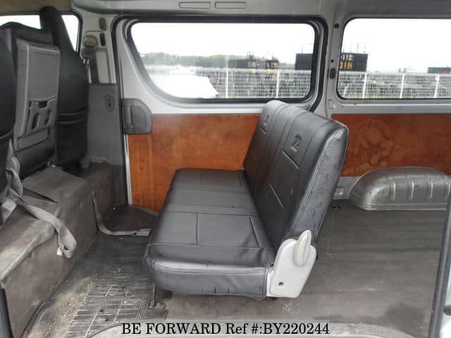 2009 Toyota HiAce JDM car for sale — photo 19 of 25