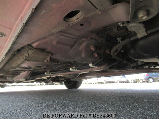 2010 Toyota Vitz JDM car for sale — photo 19 of 25