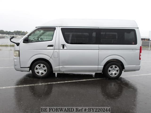 2009 Toyota HiAce JDM car for sale — photo 2 of 25