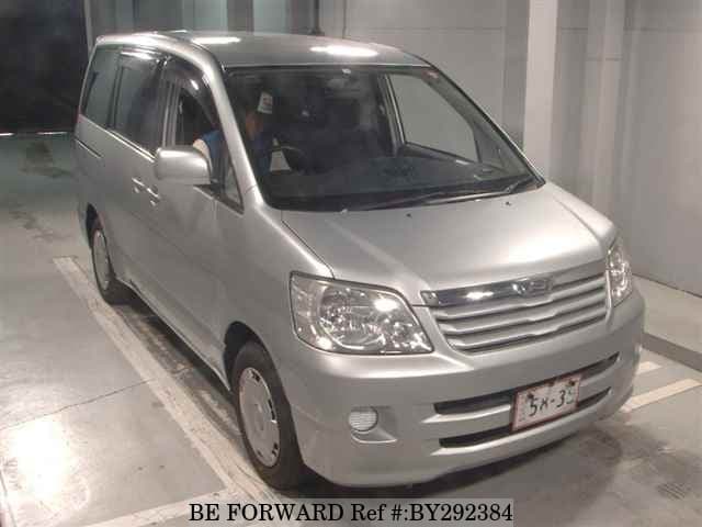 2004 Toyota Noah JDM car for sale — photo 5 of 6