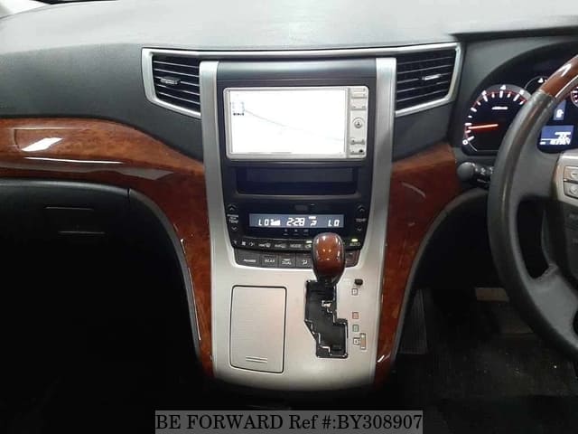 2010 Toyota Alphard JDM car for sale — photo 5 of 8